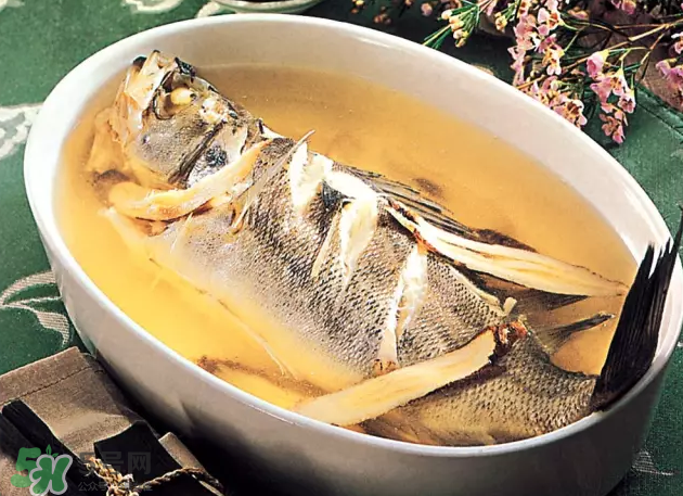 秋季養(yǎng)生食譜有哪些？秋季健康靠這些