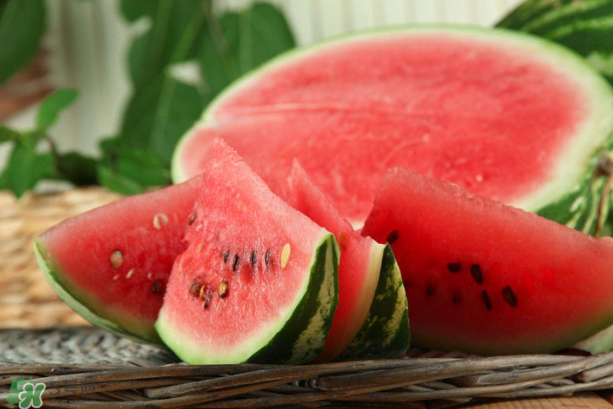 秋季養(yǎng)生食譜有哪些？秋季健康靠這些