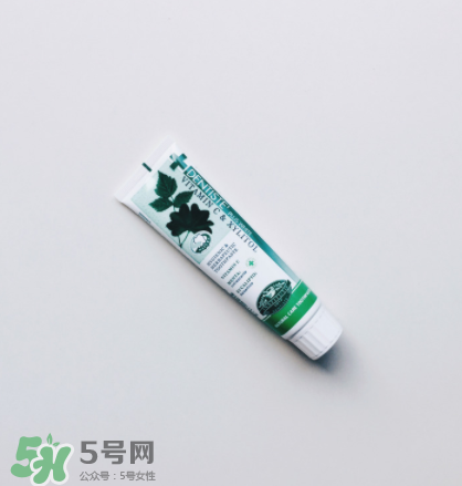 Dentiste牙膏怎么樣？Dentiste牙膏使用感受