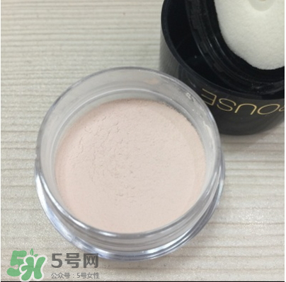 ILISYA柔色定妝蜜粉多少錢？ILISYA柔色定妝蜜粉怎么樣？