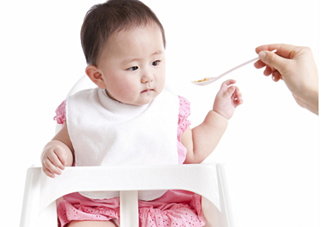 寶寶不吃輔食怎么辦？5個小妙招讓寶寶乖乖吃輔食
