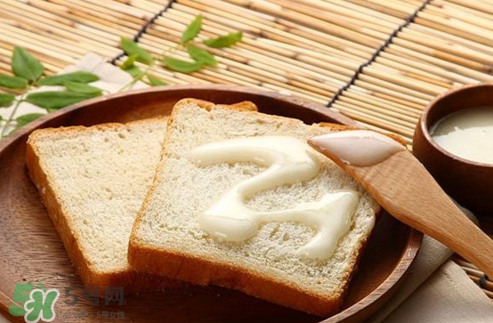 椴樹蜜是蜂蜜嗎？椴樹蜜怎么吃