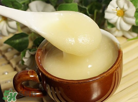 椴樹蜜什么時候喝好？椴樹蜜什么季節(jié)有