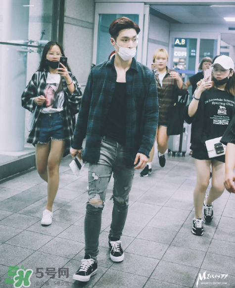 r13牛仔褲怎么樣？r13牛仔褲值得買(mǎi)嗎？