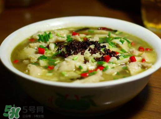 鰱魚可以做酸菜魚嗎？鰱魚怎么做酸菜魚？