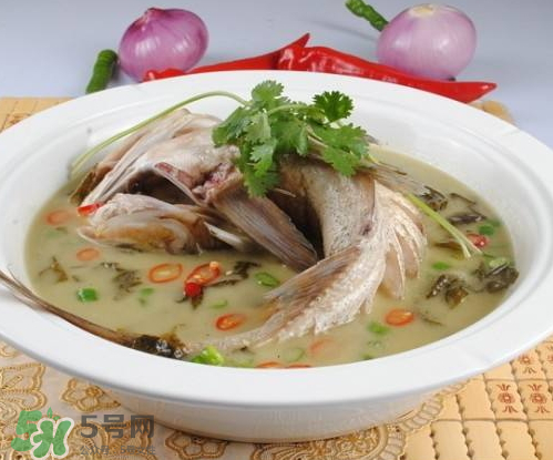 鰱魚頭湯孕婦可以吃嗎？鰱魚頭湯的功效與作用