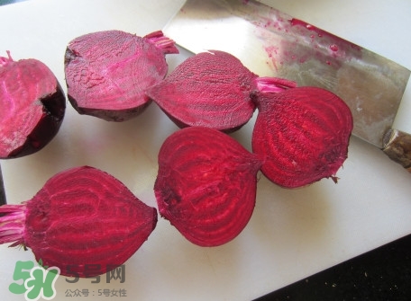 甜菜根是蘿卜嗎？甜菜根是什么菜