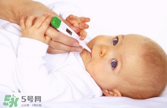 寶寶發(fā)燒睡著了還要物理降溫嗎-怎么降溫？