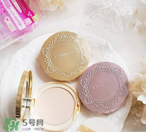 散粉粉餅定妝噴霧有什么區(qū)別？定妝產(chǎn)品推薦
