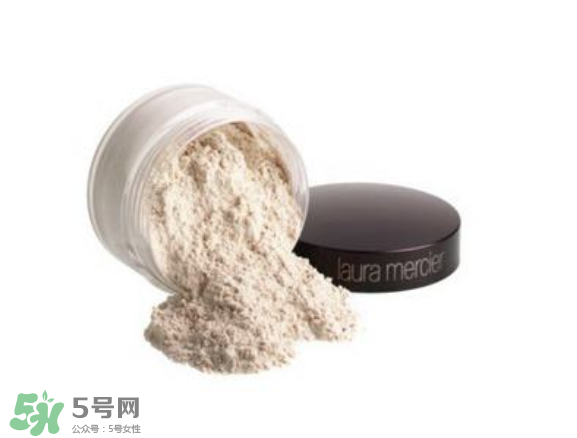 散粉粉餅定妝噴霧有什么區(qū)別？定妝產(chǎn)品推薦