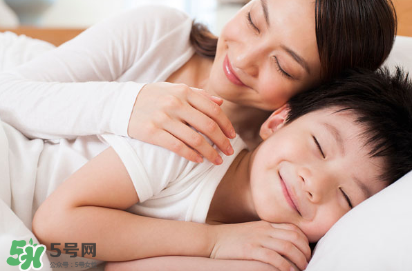 褪黑素是維生素b6嗎？褪黑素成分解析