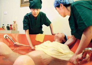 水中分娩時寶寶會嗆水嗎？水中分娩寶寶不會淹嗎？