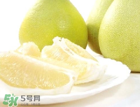 蜜柚是哪個(gè)季節(jié)的水果？蜜柚和沙田柚的區(qū)別是什么？
