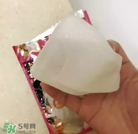 肌美精3D面膜真假怎么辨別？肌美精3D面膜真假對比圖