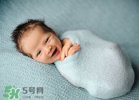 勒博耶分娩法的具體步驟是什么？勒博耶分娩法有哪些優(yōu)點？