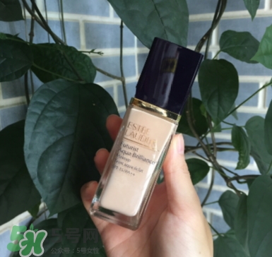 雅詩蘭黛水粉底多少錢_專柜價格 雅詩蘭黛水粉底多少錢_專柜價格