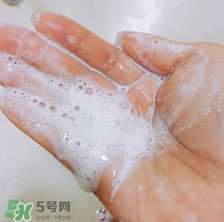 雪花秀洗面奶適合什么皮膚？