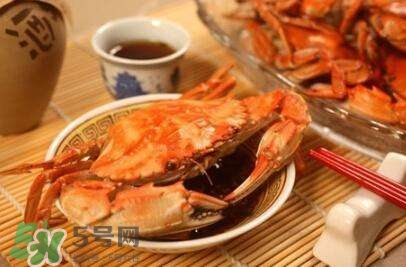螃蟹吃什么食物長(zhǎng)得大？十月份吃什么螃蟹？