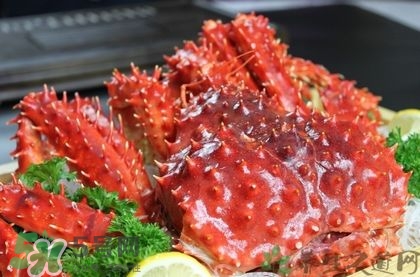 螃蟹吃什么食物長(zhǎng)得大？十月份吃什么螃蟹？