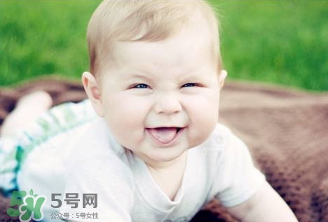 膽道閉鎖是先天性的嗎？先天膽道閉鎖有什么癥狀