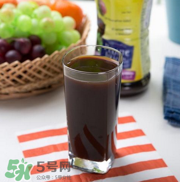 西梅汁怎么喝治便秘？便秘吃什么最快排便？