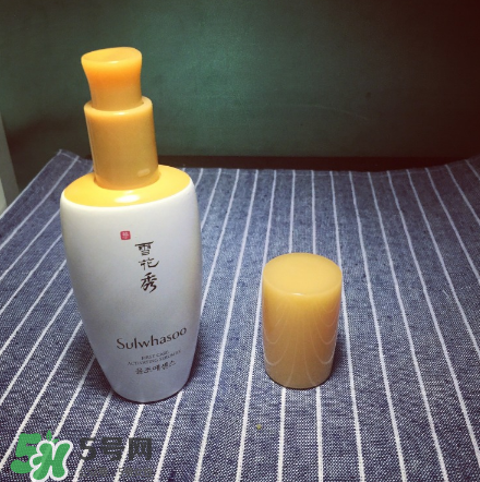 雪花秀潤(rùn)燥精華適合什么膚質(zhì)？