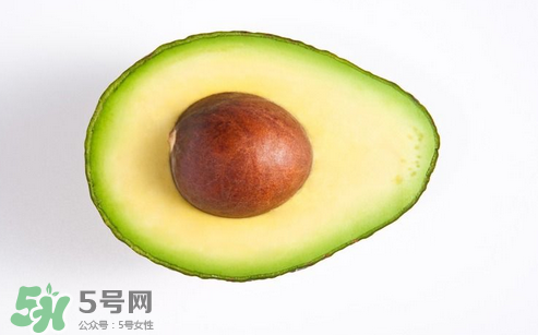 寶寶多大可以吃牛油果？寶寶吃牛油果的好處