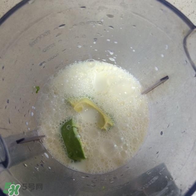 牛油果奶昔怎么做？牛油果奶昔的功效