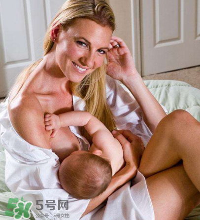 寶寶突然不吃母乳了怎么回事？寶寶不吃母乳是為什么？