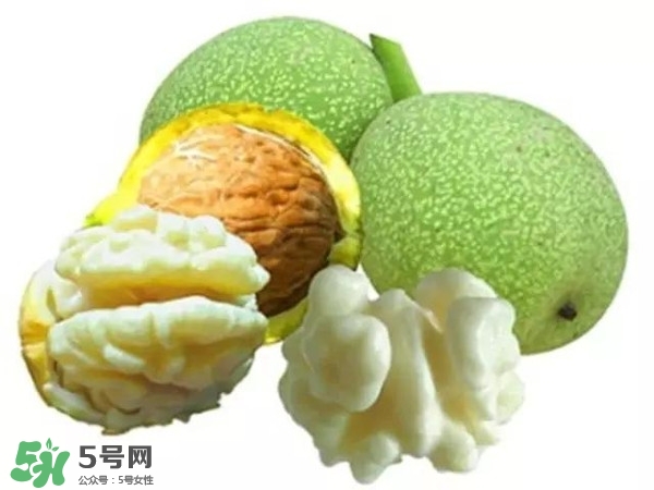 新鮮核桃怎么吃？新鮮核桃怎么給寶寶吃？