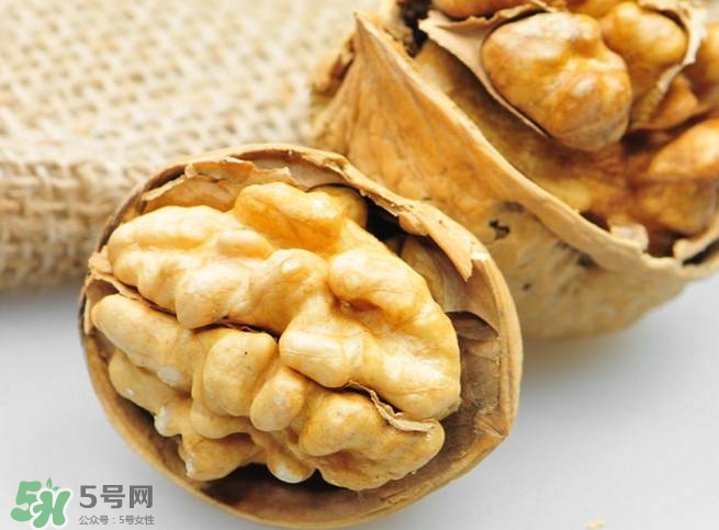 長期吃核桃有副作用嗎？核桃的副作用很大嗎？