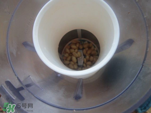 核桃可以和黃豆一起打豆?jié){嗎？核桃和什么一起打豆?jié){好？
