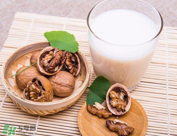 核桃粉寶寶可以吃嗎？寶寶幾個月可以吃？