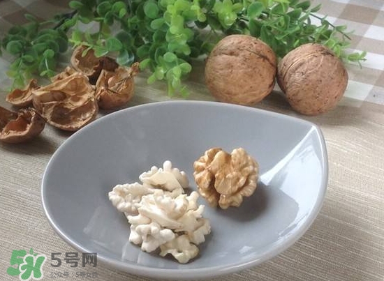 新鮮核桃怎么吃？新鮮核桃怎么給寶寶吃？