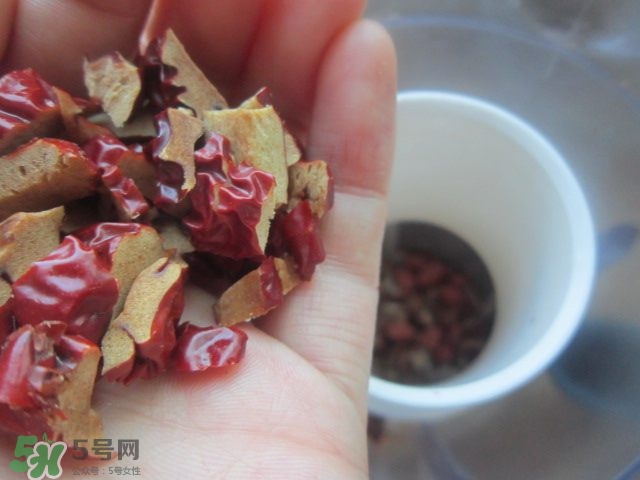 核桃可以和黃豆一起打豆?jié){嗎？核桃和什么一起打豆?jié){好？