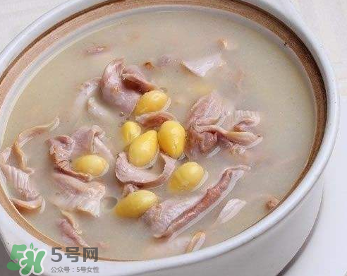 營養(yǎng)在湯里還是肉里？煲湯小訣竅