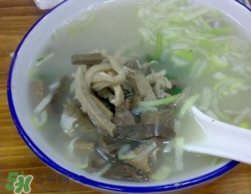 羊雜湯膻不膻？羊雜湯是哪里的特色美食