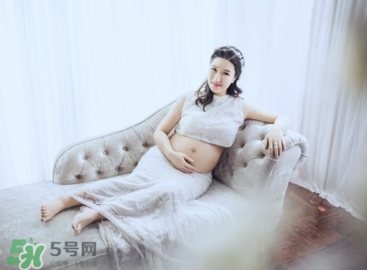 孕婦坐火車需要證明嗎？孕婦坐火車吃什么？