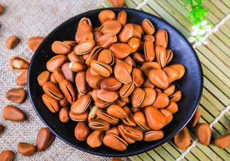 松籽什么季節(jié)采摘？吃松籽有什么好處？