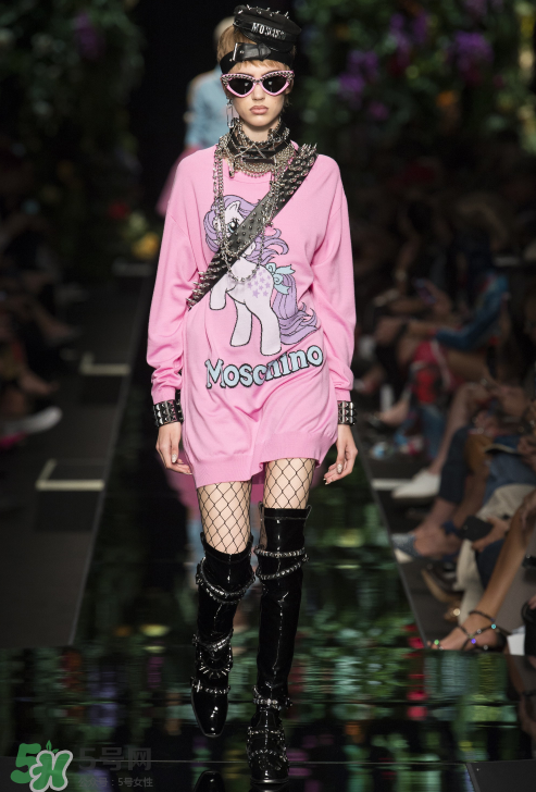 moschino2018春夏系列服裝怎么樣_好看嗎？
