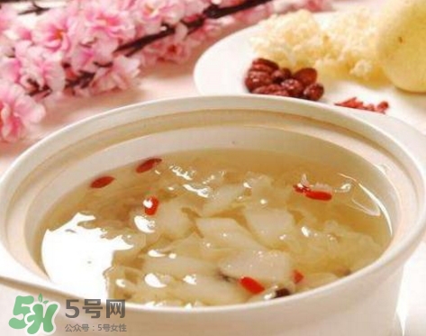什么食物潤肺止咳？潤肺止咳湯的做法大全 