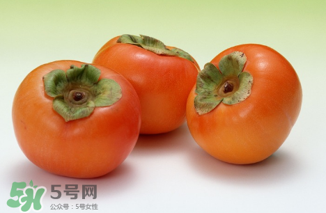 榴蓮和柿子能一起吃嗎？吃完榴蓮可以吃柿子嗎？