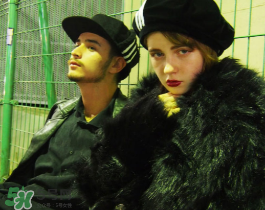 gallerie與adidas聯(lián)名款帽子多少錢_在哪買？