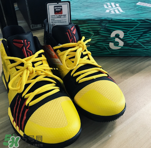 nike kyrie3 mamba mentality怎么樣？歐文3李小龍配色開箱測評(píng)