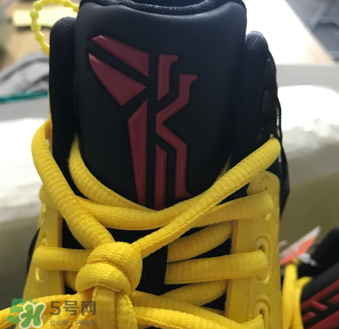 nike kyrie3 mamba mentality怎么樣？歐文3李小龍配色開箱測評(píng)