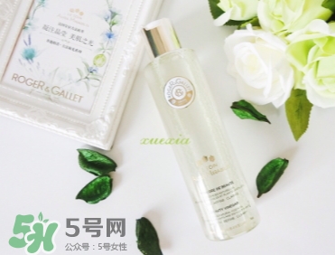 香邂格蕾古法凝光醋萃爽膚水怎么用？