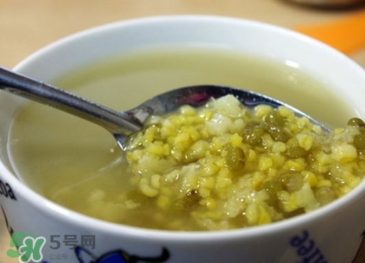 干咳嗽吃什么好的快？小孩外寒咳嗽的癥狀表現(xiàn)