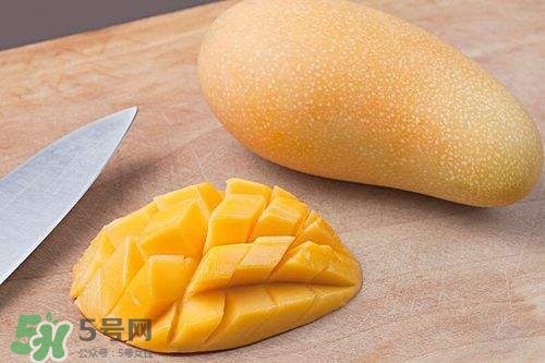 買芒果怎么挑？怎么辨別芒果是不是催熟的？