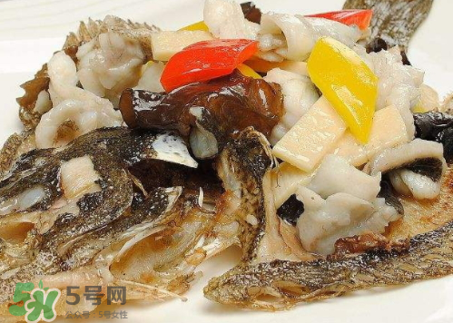 多寶魚(yú)怎么去皮 多寶魚(yú)去皮圖解