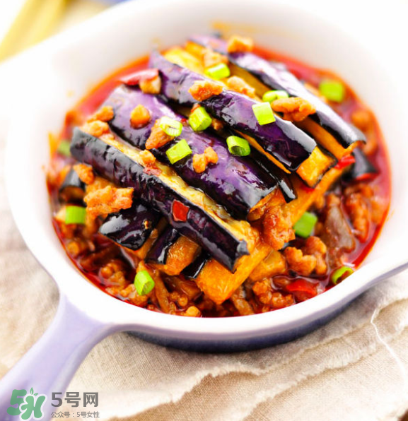 茄子把煮水能治咳嗽嗎？茄子怎么做好吃？